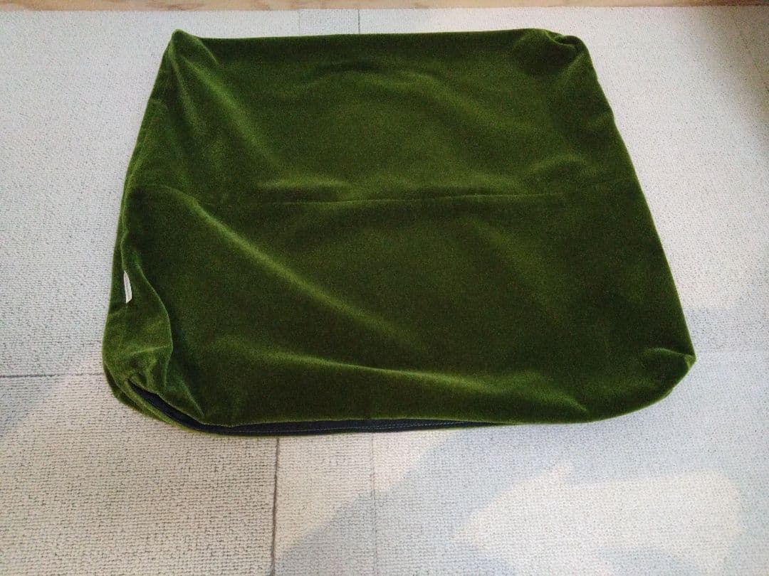 [タイムセール]カリモク60 ロビークッション　モケットグリーンK36160