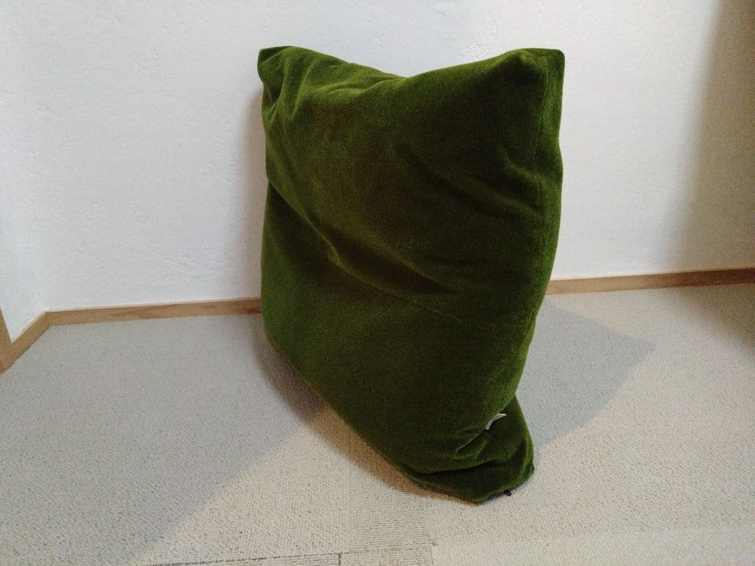 [タイムセール]カリモク60 ロビークッション　モケットグリーンK36160