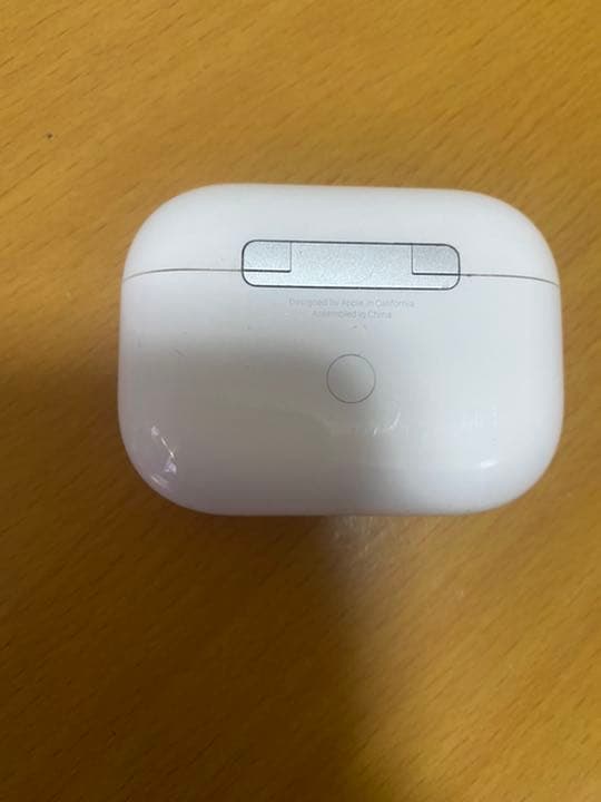 Apple AirPods Pro 充電ケース