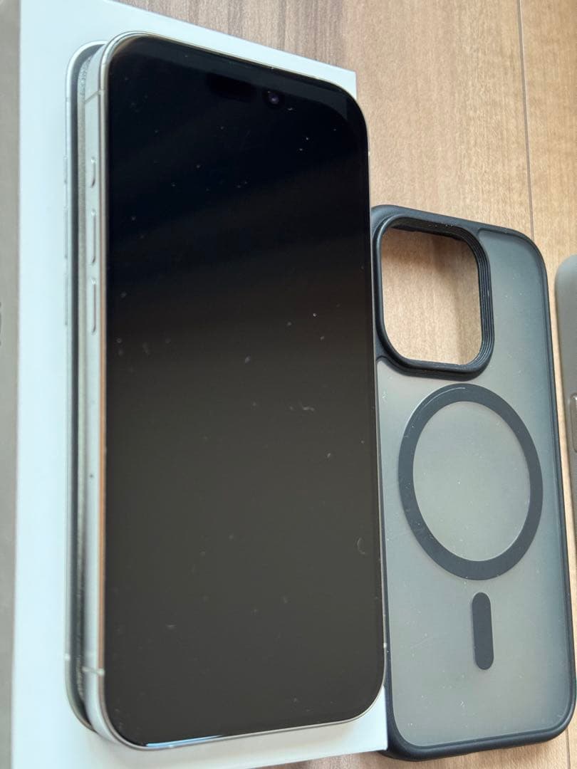 Apple iPhone 15Pro 256 ホワイトチタニウム セット