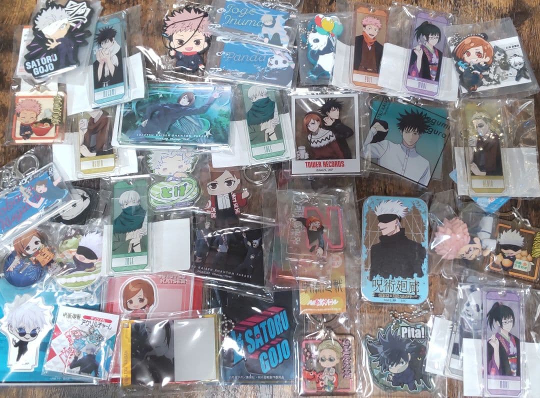 まとめ売り　呪術廻戦　250点　缶バッジ　アクリルスタンド
