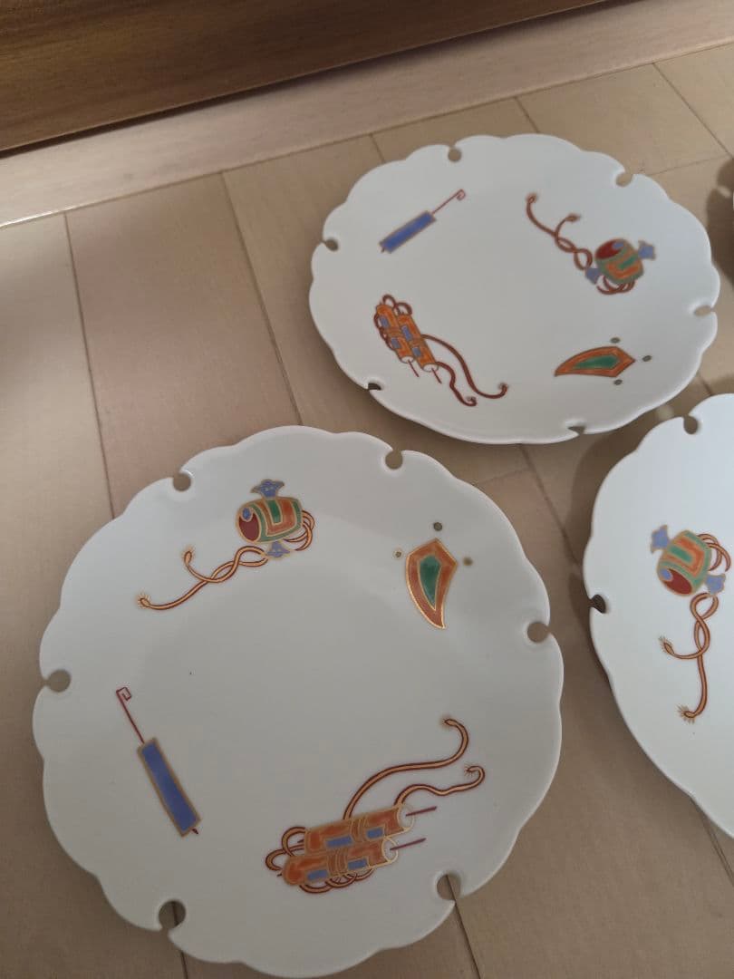 美品 フォーグレース 有田焼　宝尽くし　雪輪　プレート　５寸皿　5枚　皿　お正月