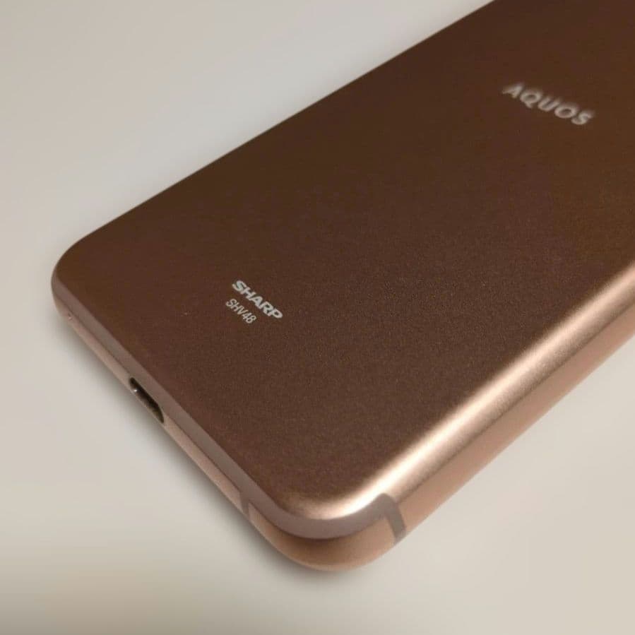 SHARP AQUOS sense3 basic SHV48 中古 利用頻度：低