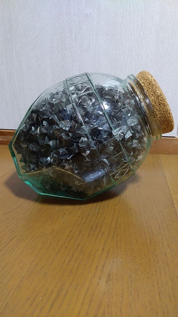 千羽鶴 (ブラック）