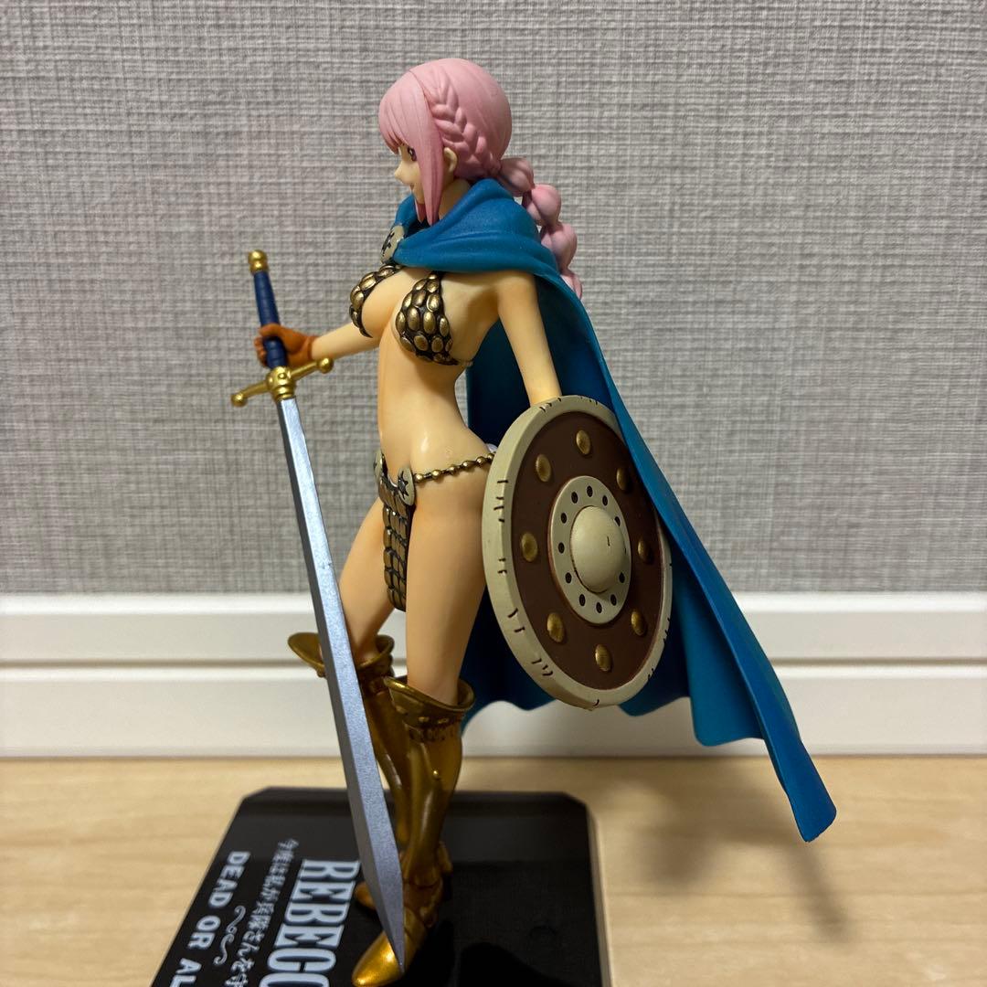 ワンピース フィギュアーツ レベッカ フィギュア 片足の兵隊さん付き
