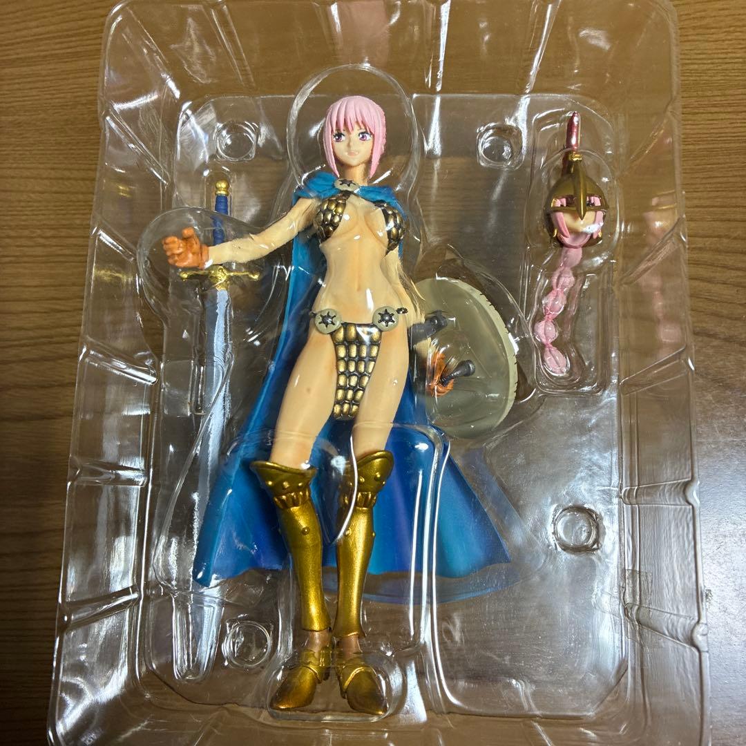 ワンピース フィギュアーツ レベッカ フィギュア 片足の兵隊さん付き