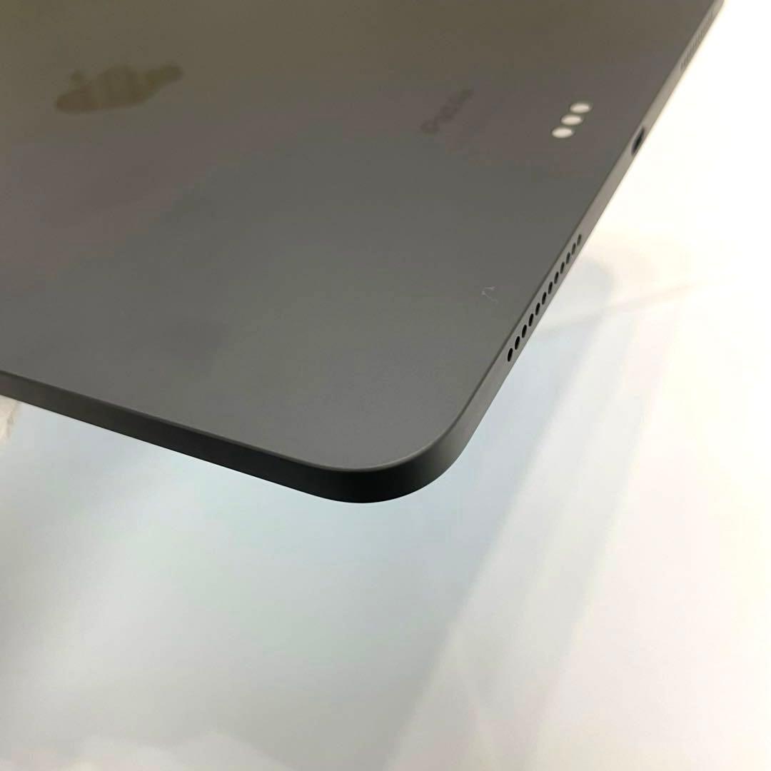 【F】iPad Air (第5世代) 10.9インチ スペースグレイ タブレット