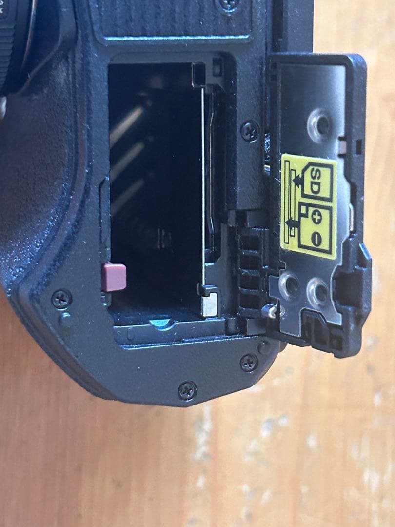 OLYMPUS OM−D E−M10 Mark 3 Wズームキット 黒