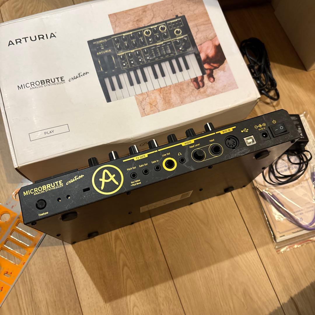 ARTURIA MicroBrute（CREATION EDITION）