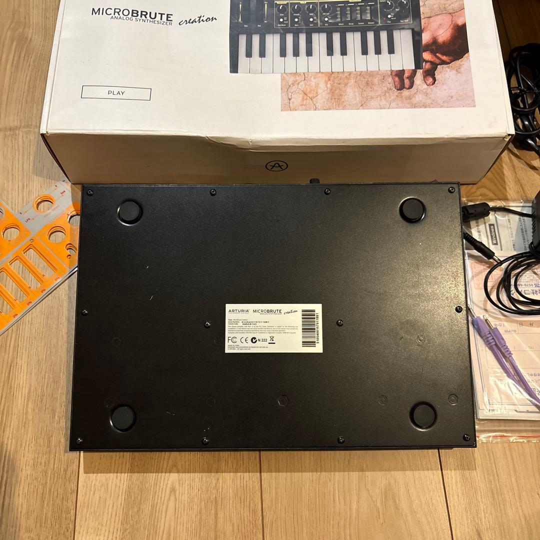 ARTURIA MicroBrute（CREATION EDITION）