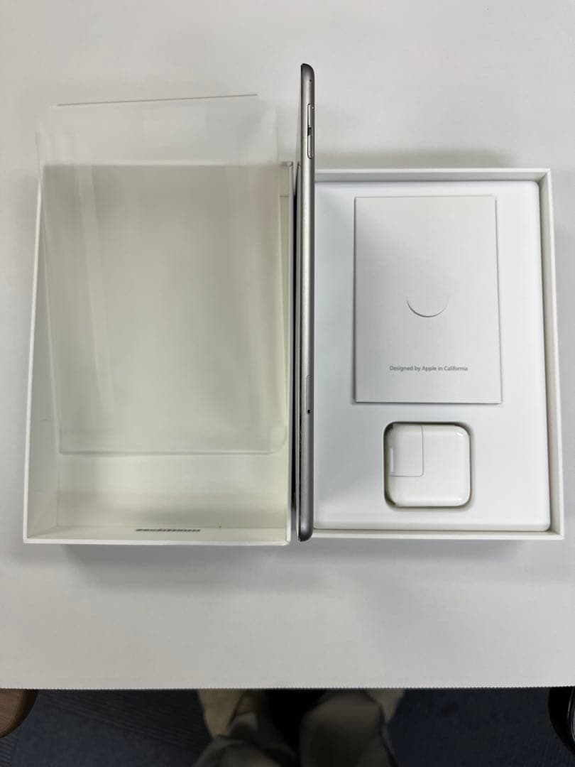 iPad本体 Apple iPad mini 4 32GB