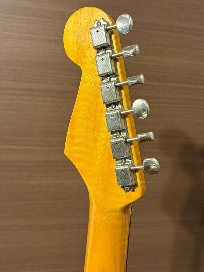 Fender Japan エレキギター Uシリアル 日本製　【虎目】