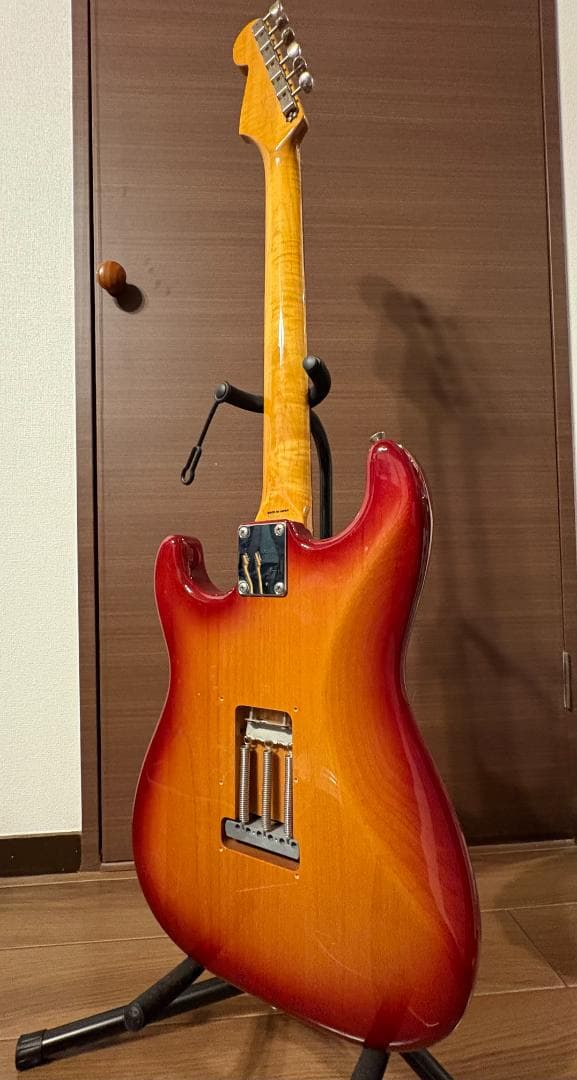 Fender Japan エレキギター Uシリアル 日本製　【虎目】