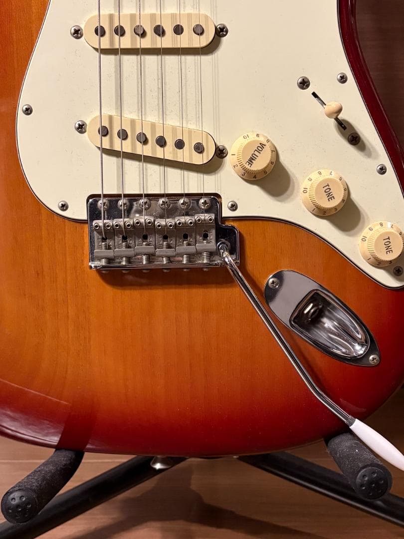 Fender Japan エレキギター Uシリアル 日本製　【虎目】