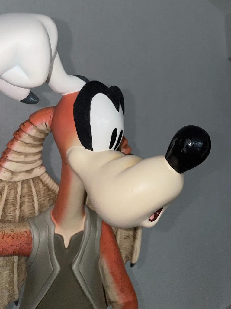 「グーフィー・アズ・ジャー・ジャー・ビンクス」限定ディズニースタチューフィギュア