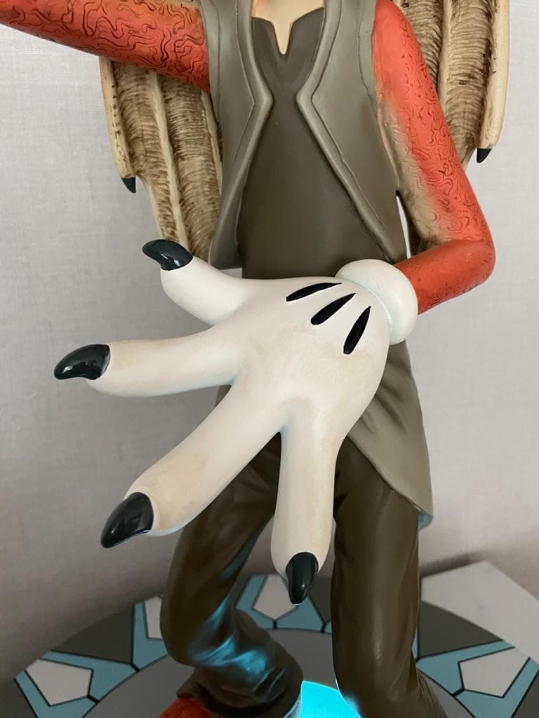 「グーフィー・アズ・ジャー・ジャー・ビンクス」限定ディズニースタチューフィギュア