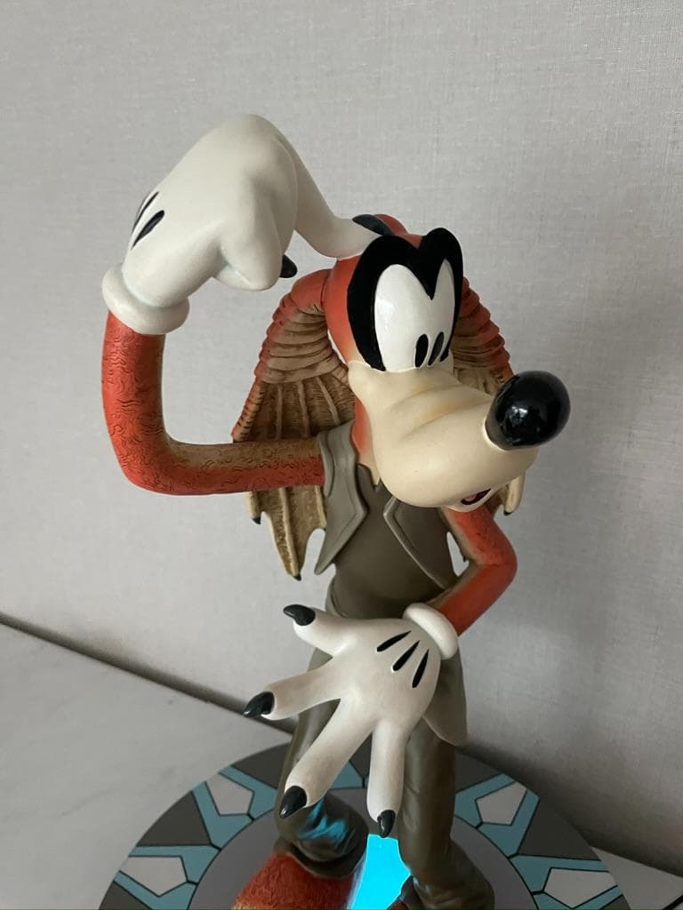 「グーフィー・アズ・ジャー・ジャー・ビンクス」限定ディズニースタチューフィギュア