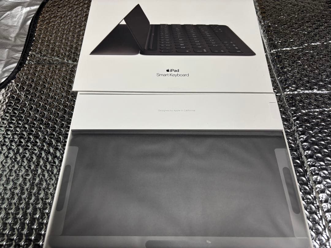 iPad Smart Keyboard アップルスマートキーボード