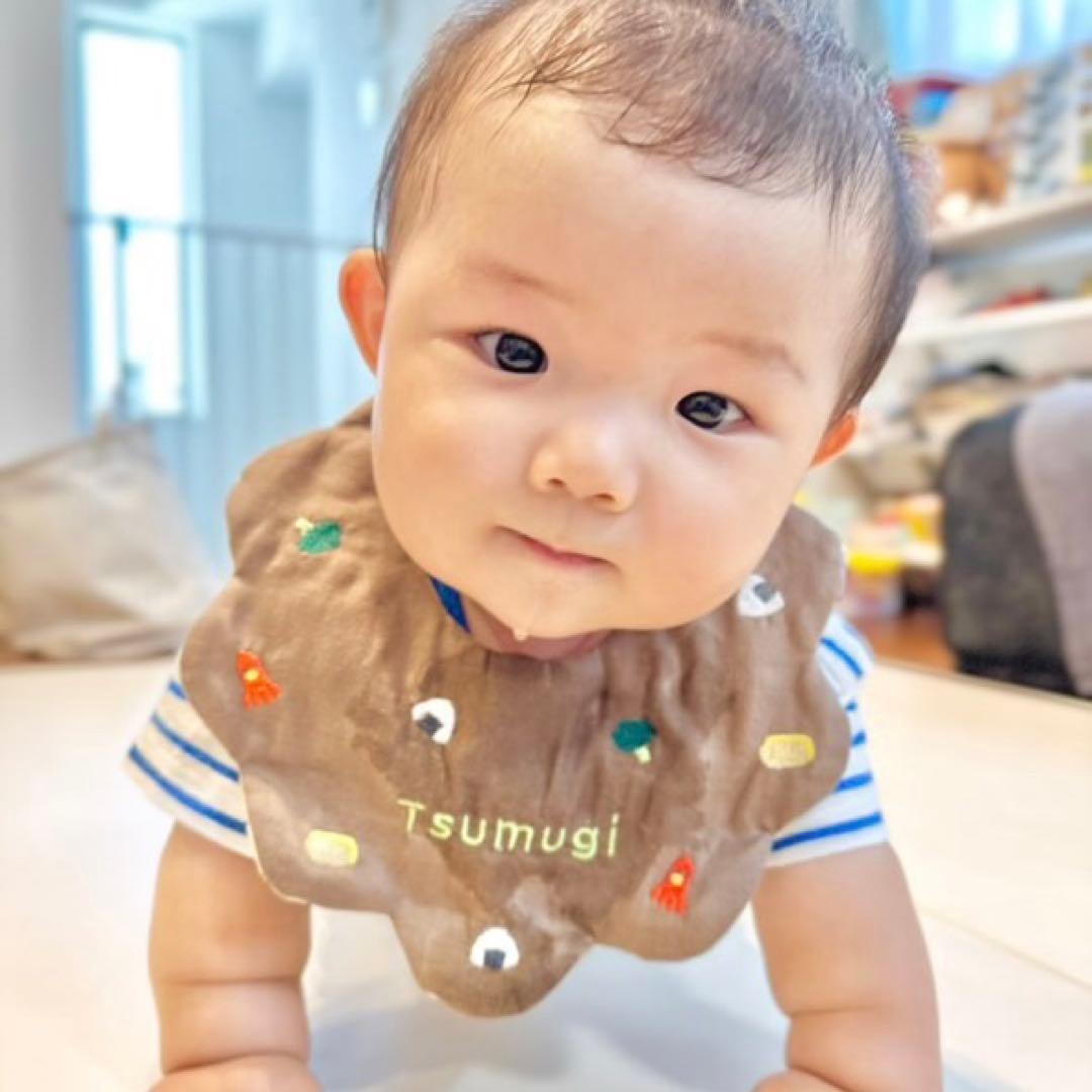 【専用】たこさんウィンナーとおにぎりのハラペコ刺繍スタイ　4枚分