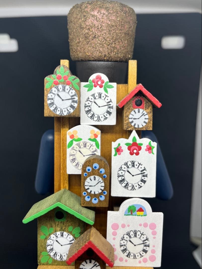 タ*ー様 ドイツ　ザイフェン　クラウスメルテン　煙出し　森の時計売り