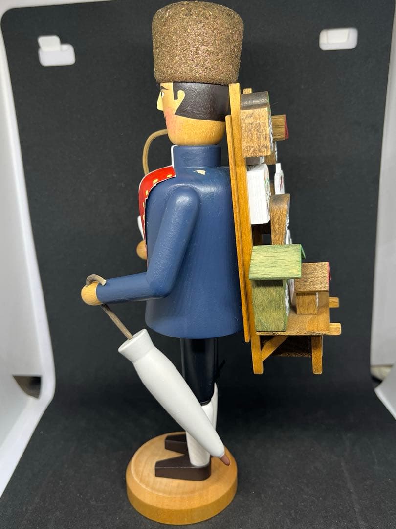 タ*ー様 ドイツ　ザイフェン　クラウスメルテン　煙出し　森の時計売り