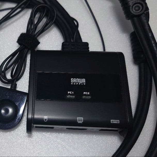 サンワ KVM切替器 2ポート USB HDMI　SW-KVM2WHU