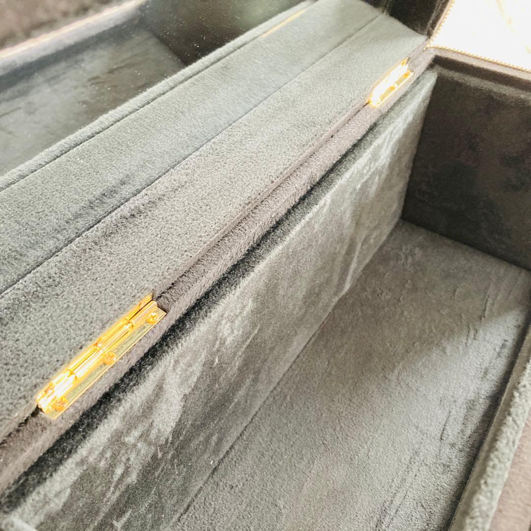 【超美品】エンジェル シャンパン 日本上陸5周年記念 特別仕様バニティBOX