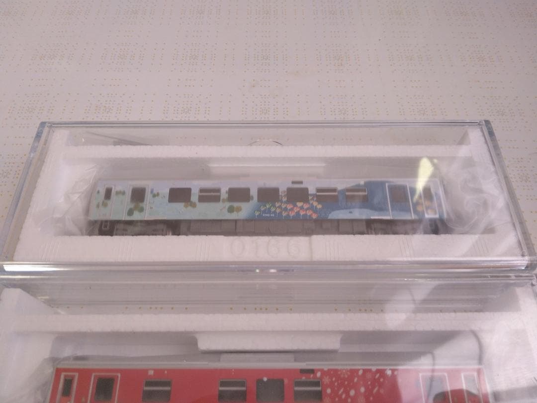 TOMIX 98136 JR北海道H100形 釧網線花咲線ラッピングトミックス