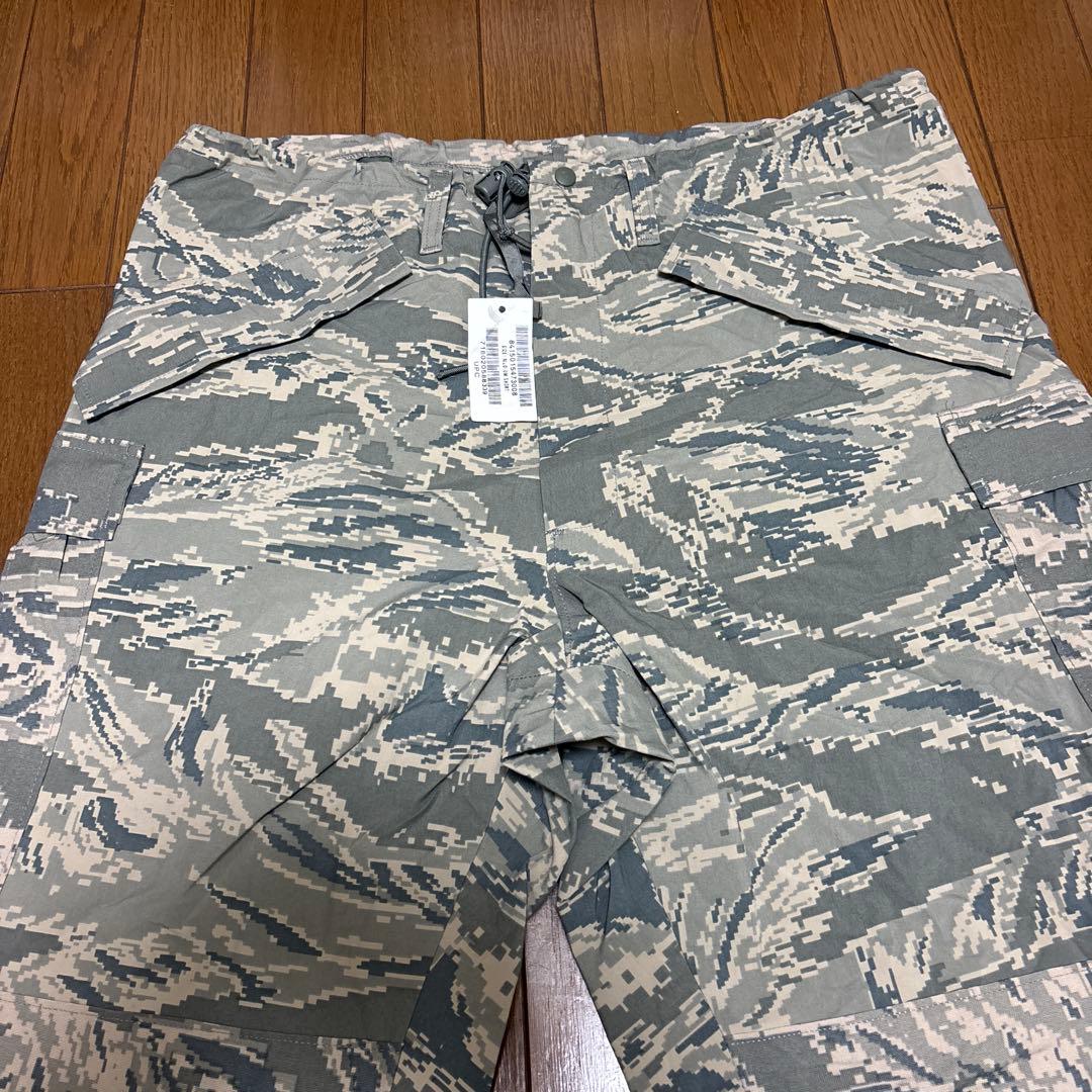 デッドストック　ゴアテックス　デジタルタイガーカモ　オーバーパンツ　W31