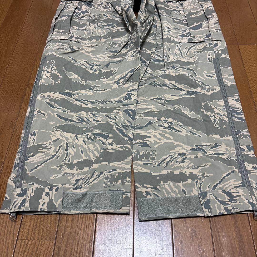 デッドストック　ゴアテックス　デジタルタイガーカモ　オーバーパンツ　W31