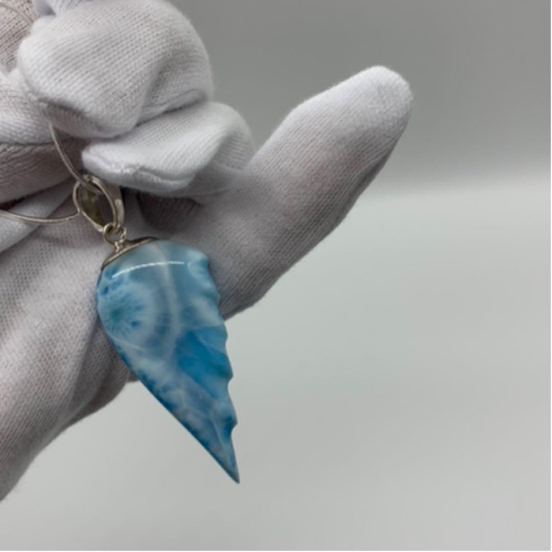 SALE‼️☆波模様が素敵！ラリマー羽根型ネックレス☆  No224