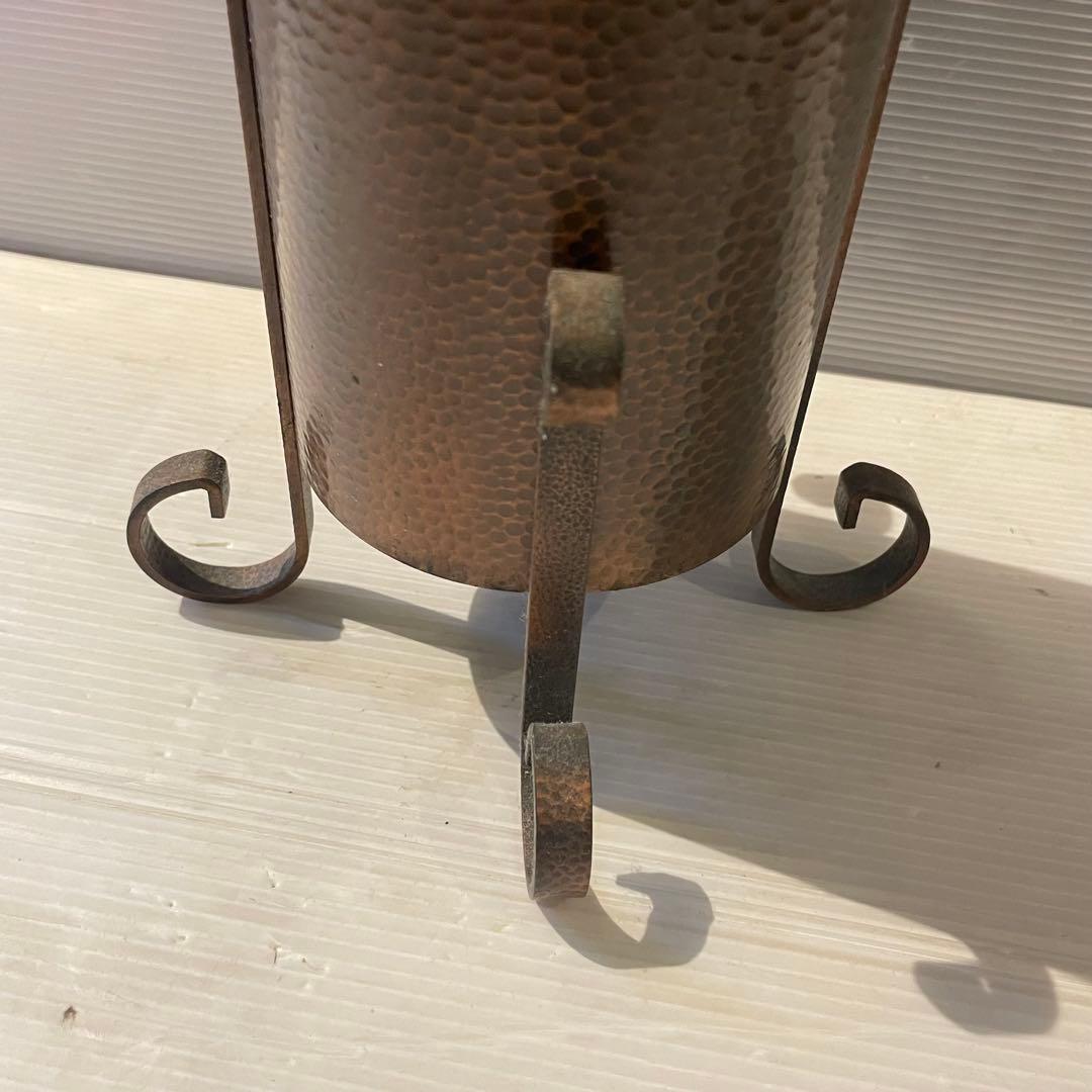 銅製　アンティーク調フラワーベース（花瓶）アンブレラスタンド　槌目（つちめ）