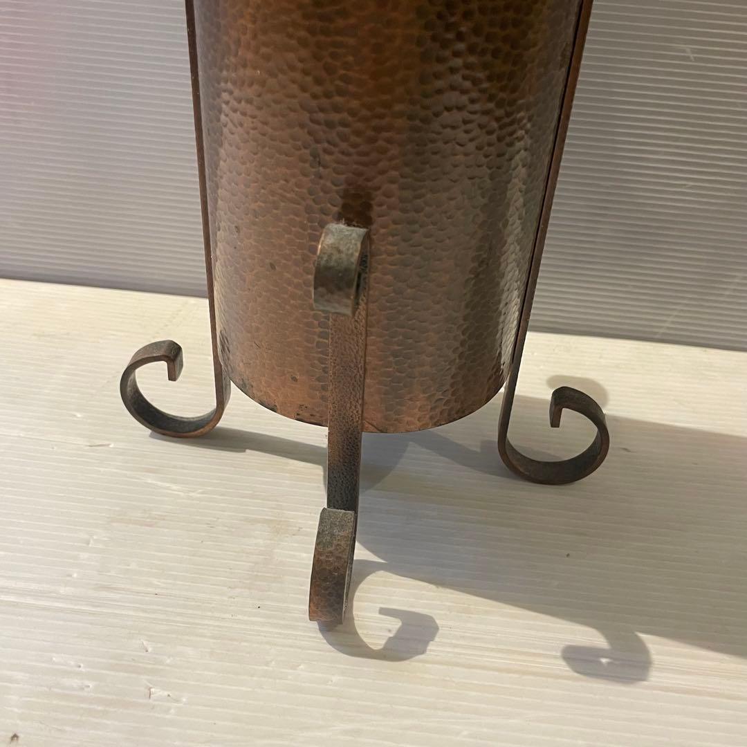 銅製　アンティーク調フラワーベース（花瓶）アンブレラスタンド　槌目（つちめ）