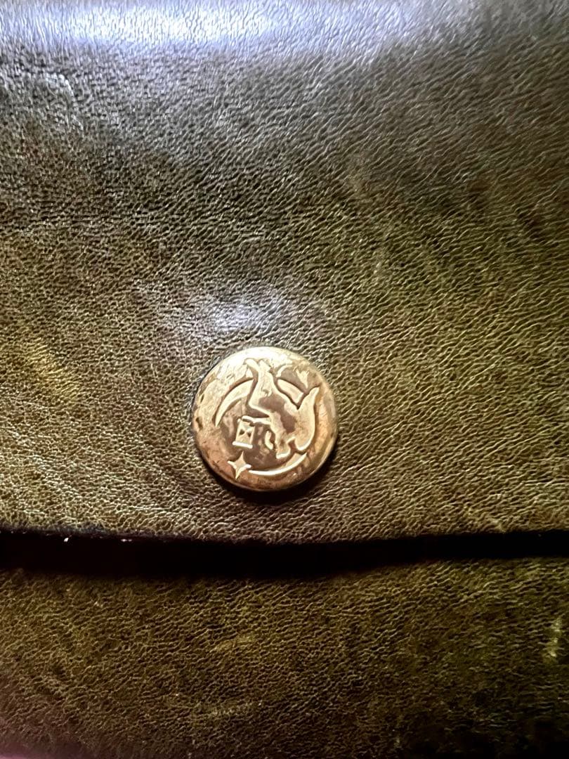 キソラ レザー長財布 刺繍 カーキ色