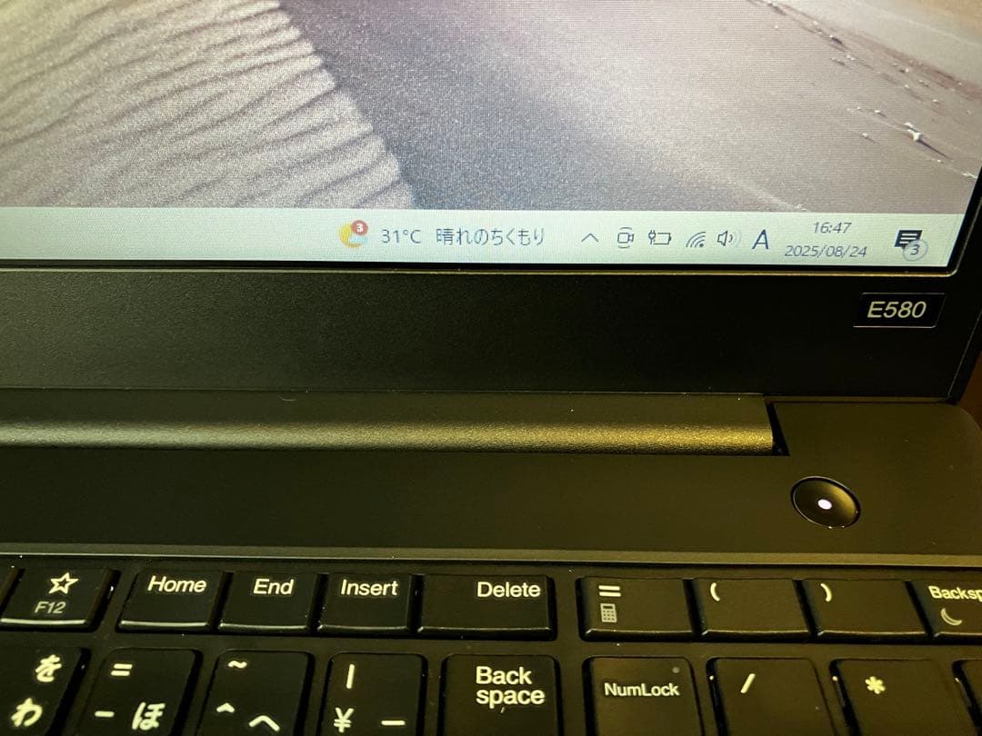 超美品Lenovo ThinkPad E580 Core i3