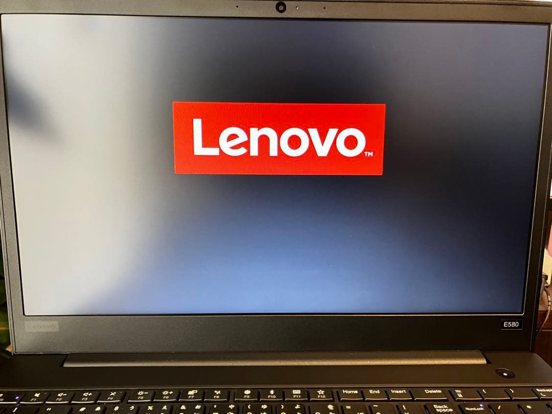 超美品Lenovo ThinkPad E580 Core i3