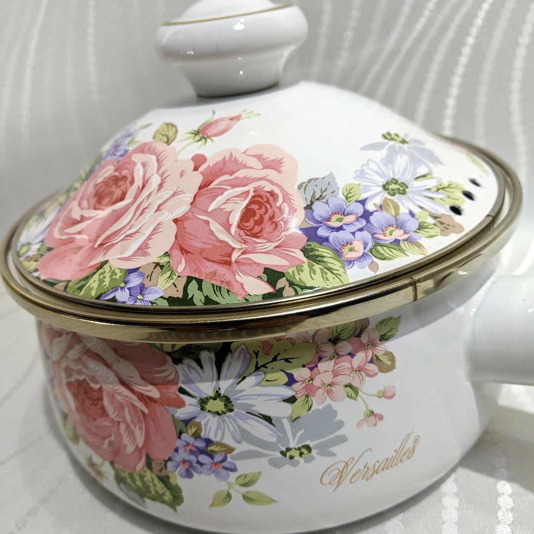 【未使用】EJIRYエジリー　ホーロー片手鍋　16cm　　　 ベルサイユローズ柄