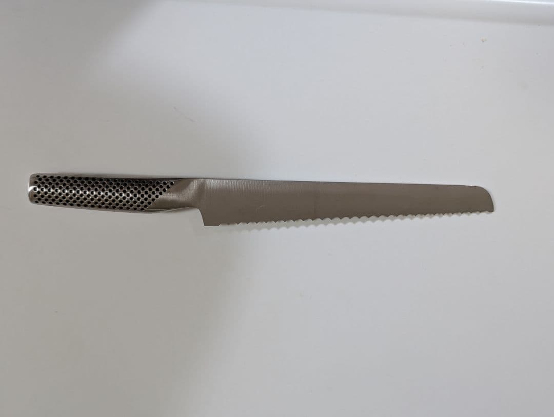 【新品未使用・箱付き】GLOBAL G-9 パン切りナイフ　包丁
