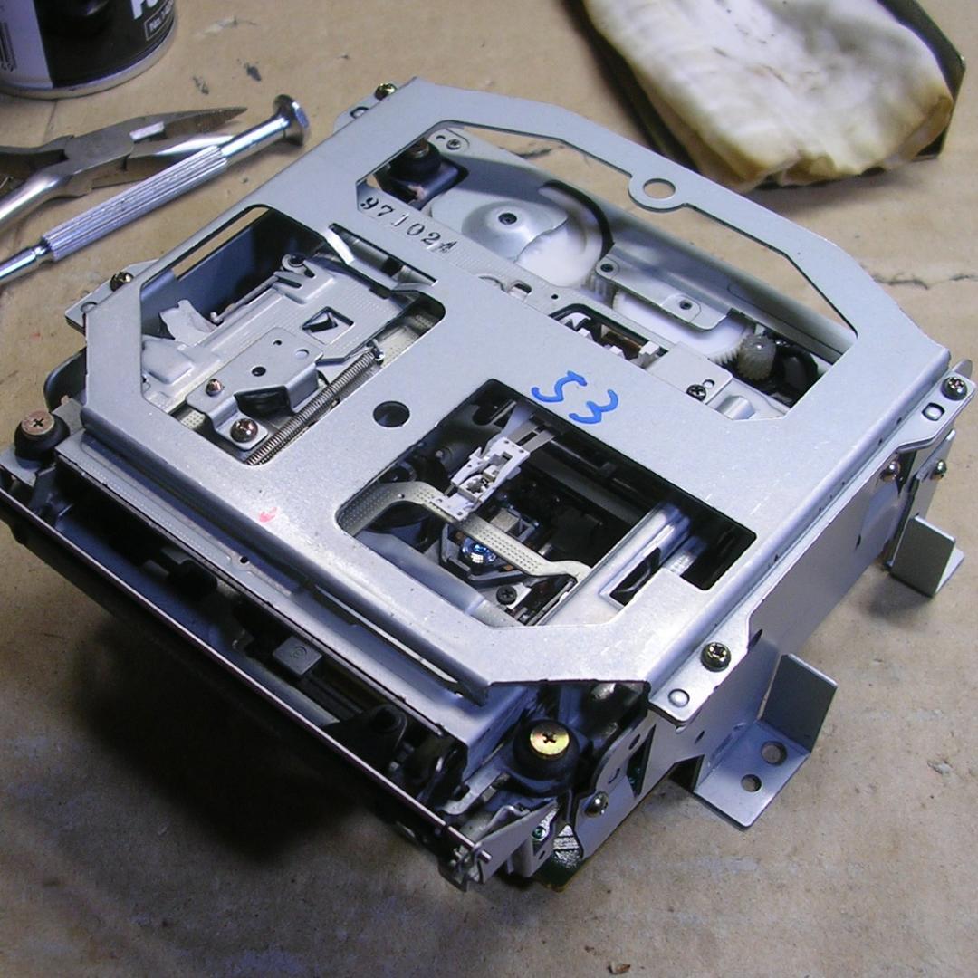 Tascam MD-301 業務用MDデッキ本体のみ