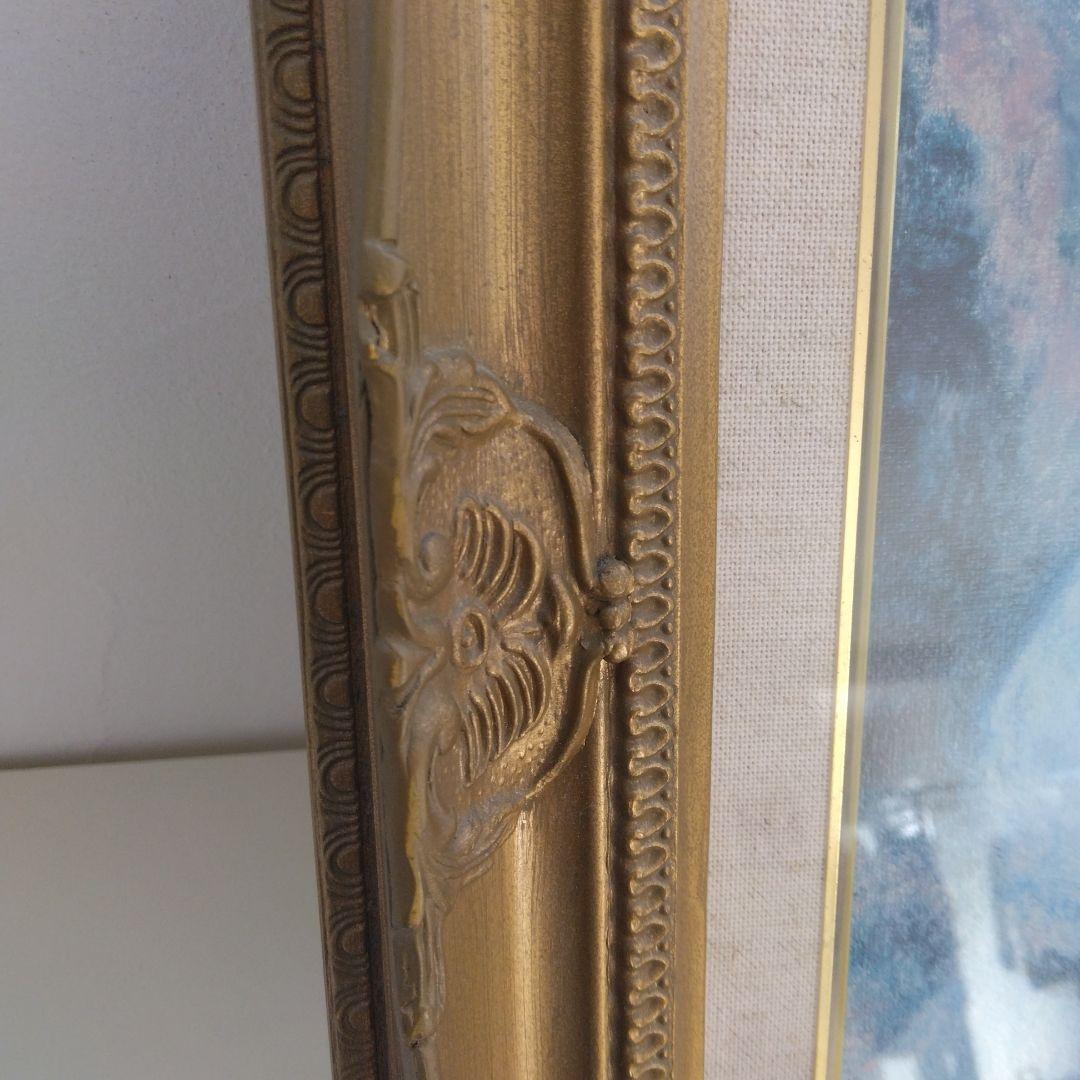 ピアノを弾く女性の絵画