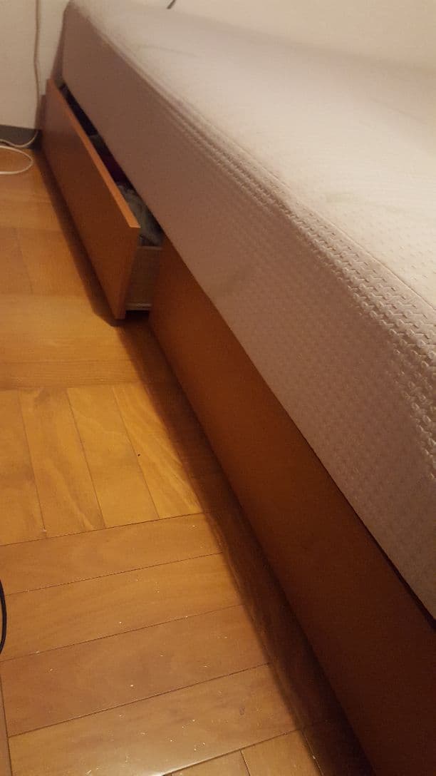 東京ベッド　ダブル　ベッドフレーム　カーラ　※　シモンズ　無印　イケア