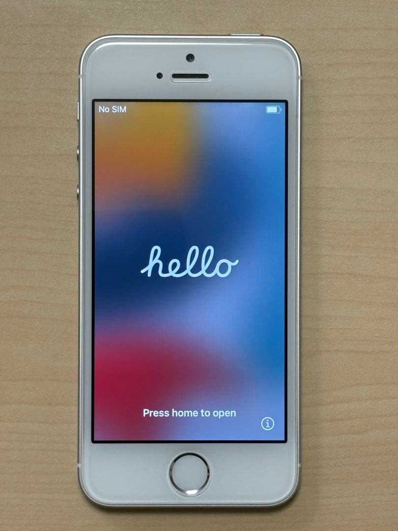 【極美品】バッテリー最大容量99% iPhone SE 32GB SIMフリー