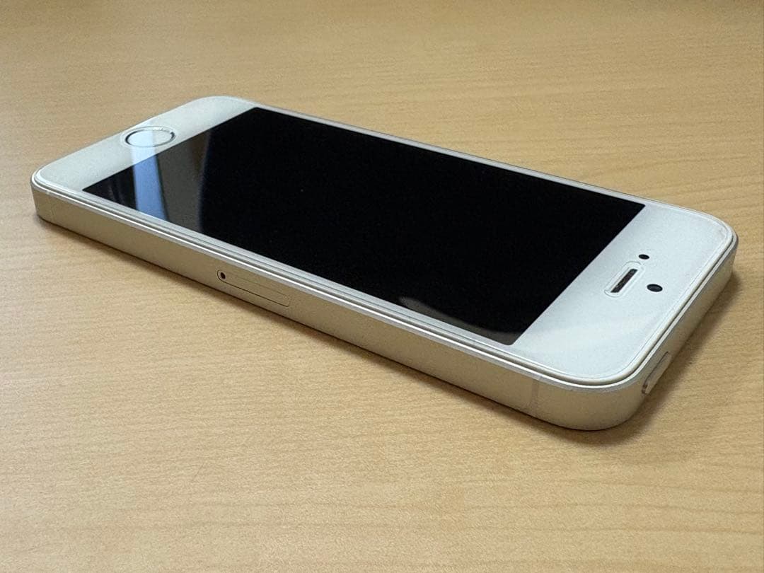 【極美品】バッテリー最大容量99% iPhone SE 32GB SIMフリー
