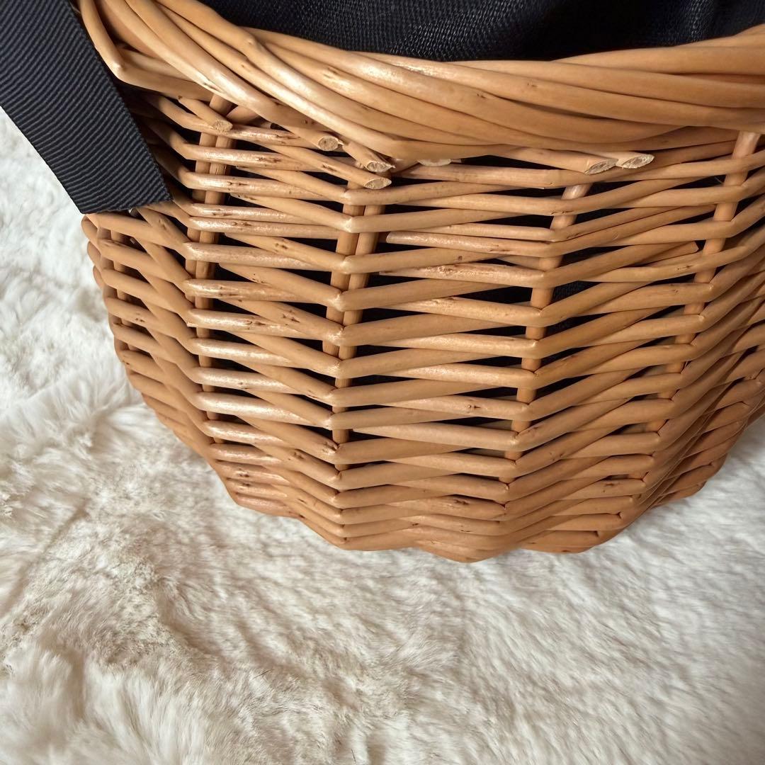 【美品⭐︎未使用】リボン 丸かごバッグ 巾着ブラック 取り外しファー付き