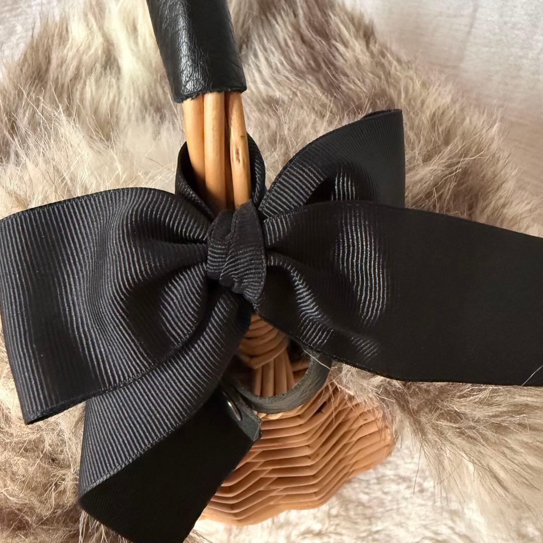 【美品⭐︎未使用】リボン 丸かごバッグ 巾着ブラック 取り外しファー付き