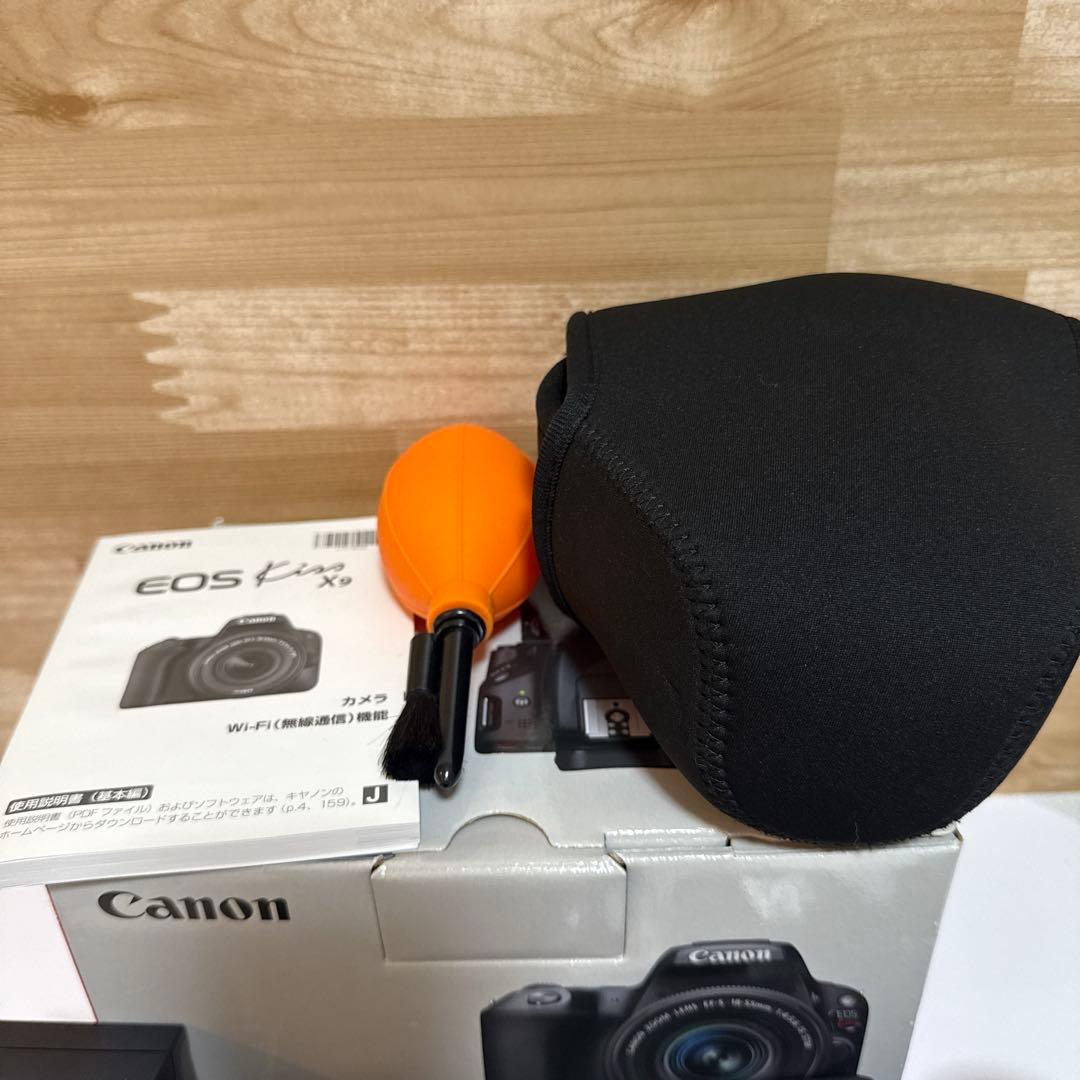 【美品】CANON EOS Kiss X9標準レンズセットデジタル一眼レフカメラ