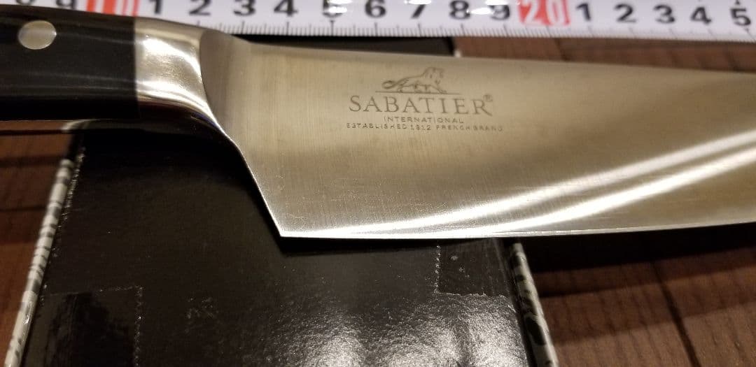 新品　SABATIER　サバテイエ　三徳包丁