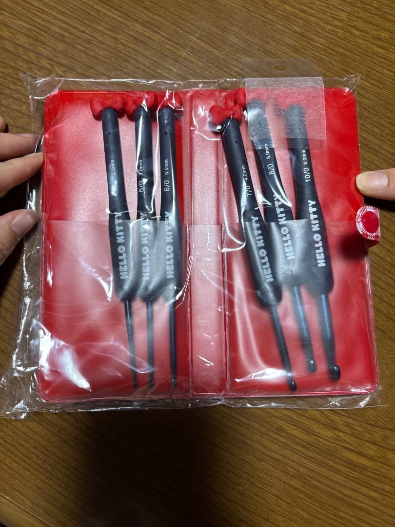 ハローキティ かぎ針セット 赤