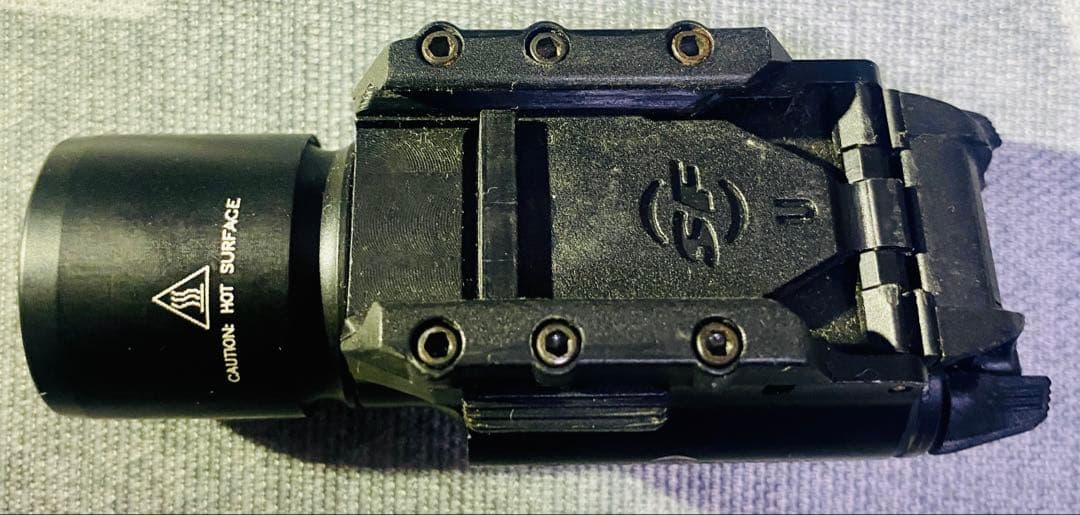 【実物】シュアファイア x300 ウェポンライト