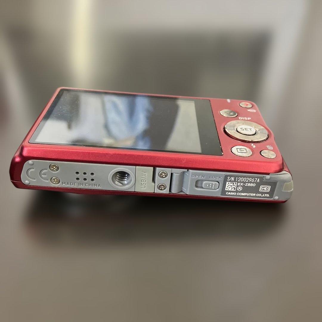 CASIO EXILIM EX-Z880 レッド　箱付　コンパクトデジタルカメラ